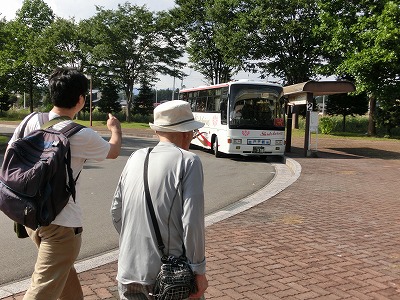 新花巻駅のバス乗り場